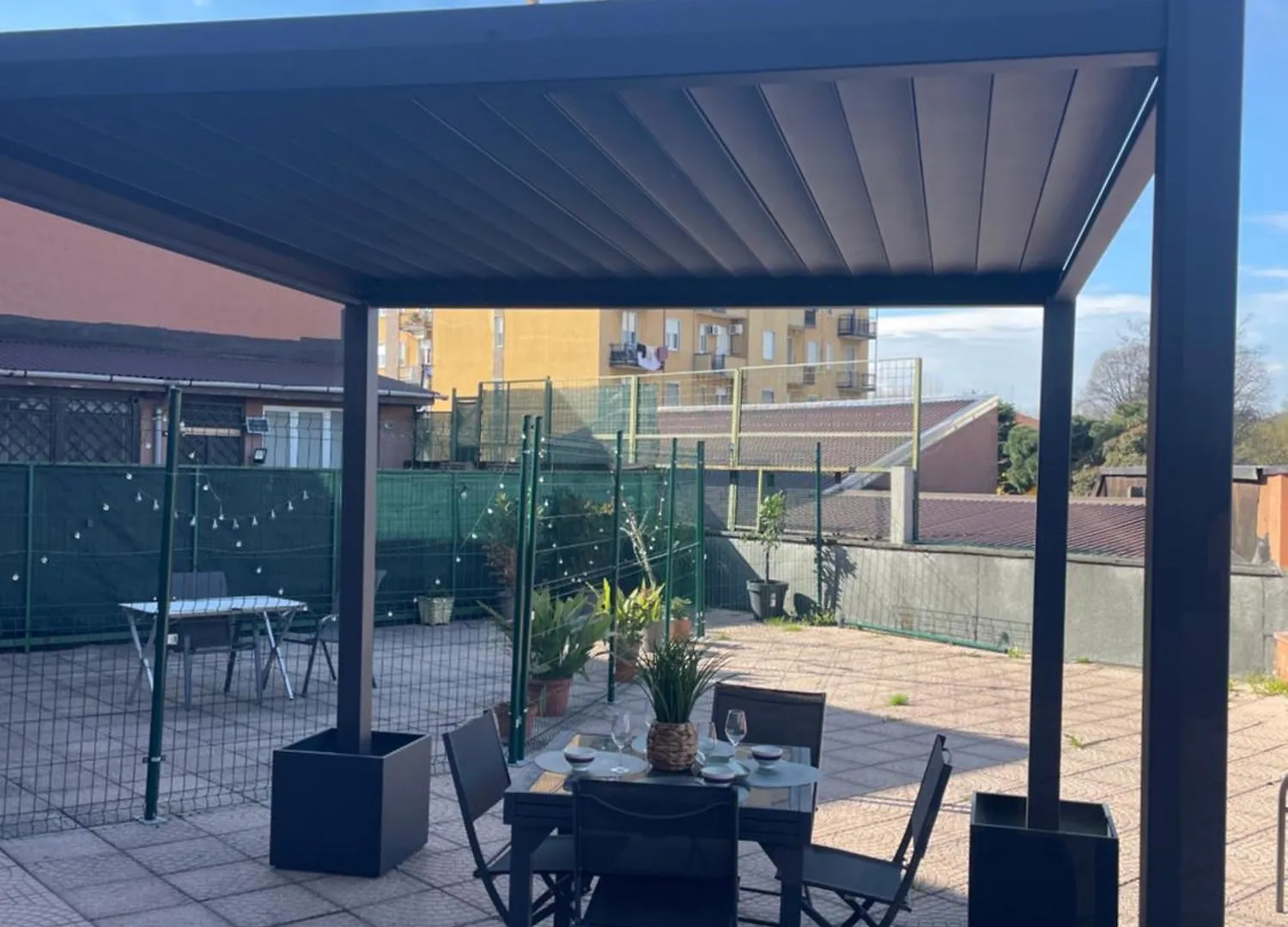 Bnbook Cornaredo Trilo 0*,  Italia